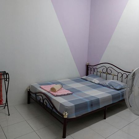Pelangi Homestay Bota Eksteriør bilde